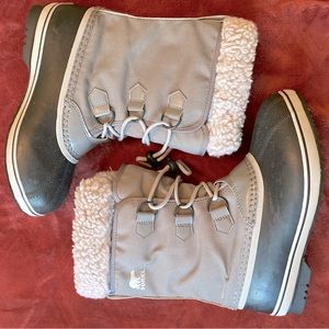 Sorel Snow Boots (like new)
